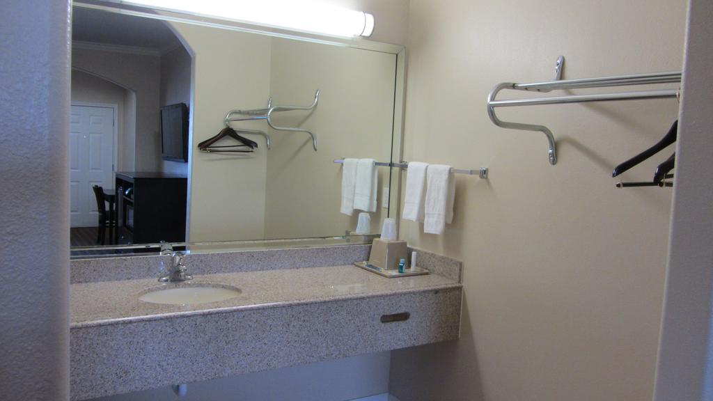 Palace Inn Copperfield Cypress Bilik gambar